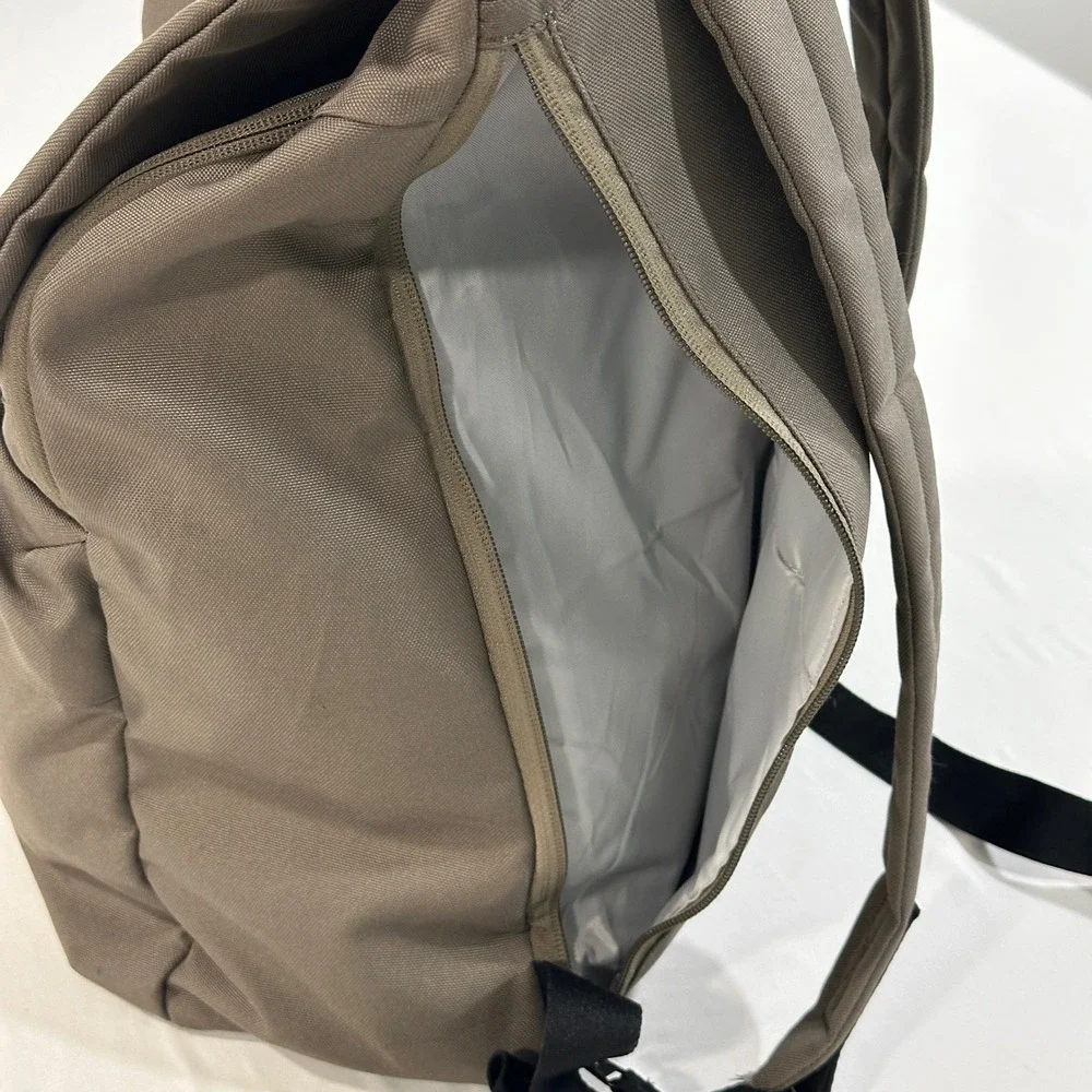 Everlane The ReNew Transit Backpack Warm Quartz Brown Taupe Laptop Bag Travel